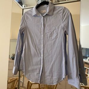 GAP Fitted Boyfriend Shirt